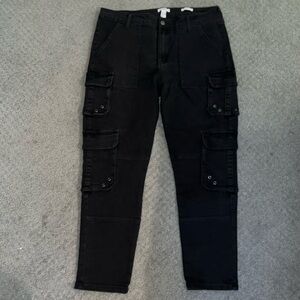 Forever 21 Plus Black Cargo Pants‎ with Utility Design Size 14/16